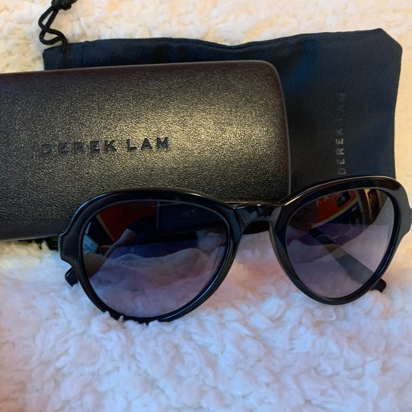 Derek Lam Logan Black Sunglasses NWOT - Picture 2 of 8